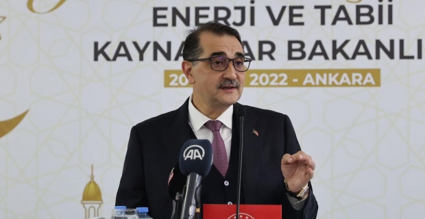 Yeşil, Enerji Bakanı Dönmez'in iftarına katıldı