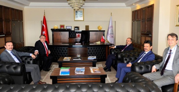 Zonguldak Adliyesi'nden Rektör Özölçer'e "hayırlı olsun" ziyareti