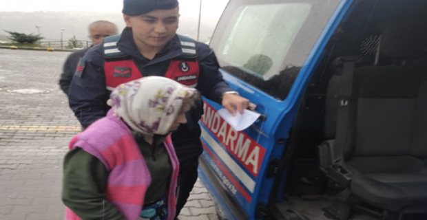 Kaybolan kadını, Jandarma ve AFAD ekipleri buldu